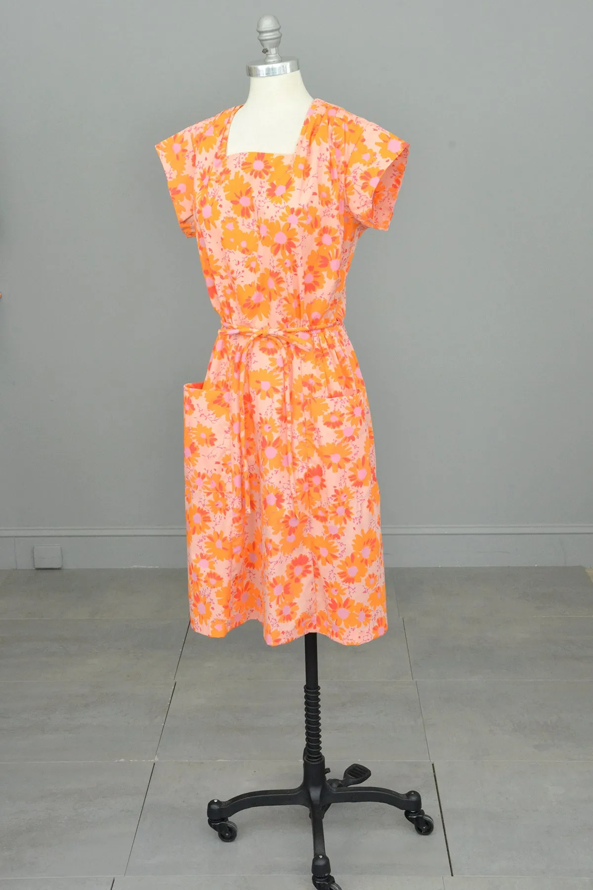 1950s 60s Pink Orange Floral Print Pockets Wrap House Dress