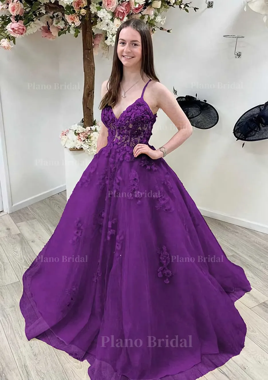 A-line Princess V Neck Sleeveless Sweep Train Tulle Prom Dress With Appliqued Beading Lace