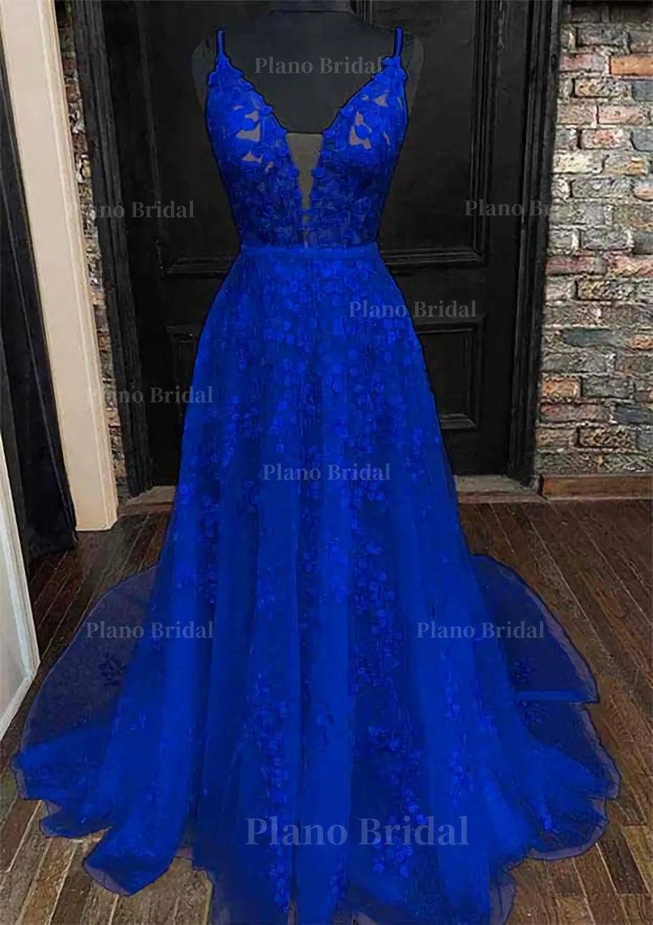 A-line V Neck Sleeveless Lace Court Train Prom Dress With Pleated