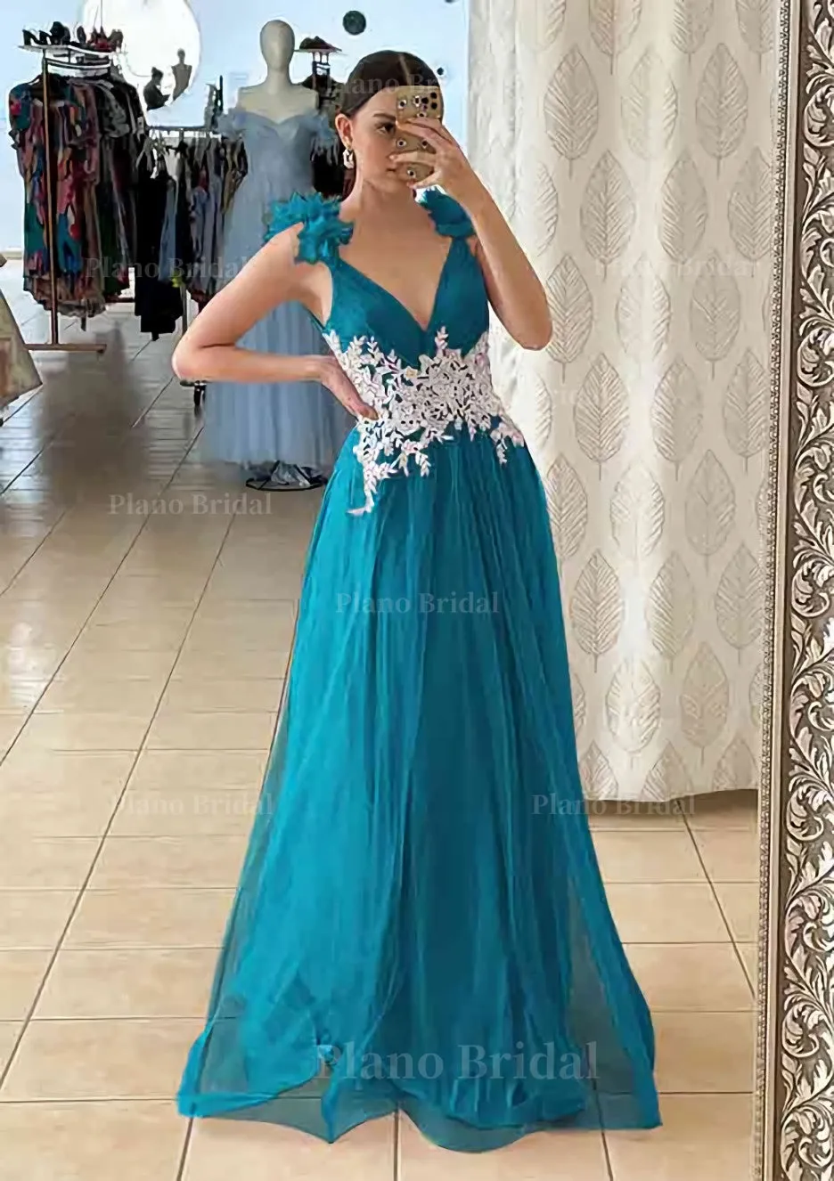 A-line V Neck Sleeveless Long/Floor-Length Tulle Prom Dress With Appliqued Beading Flowers