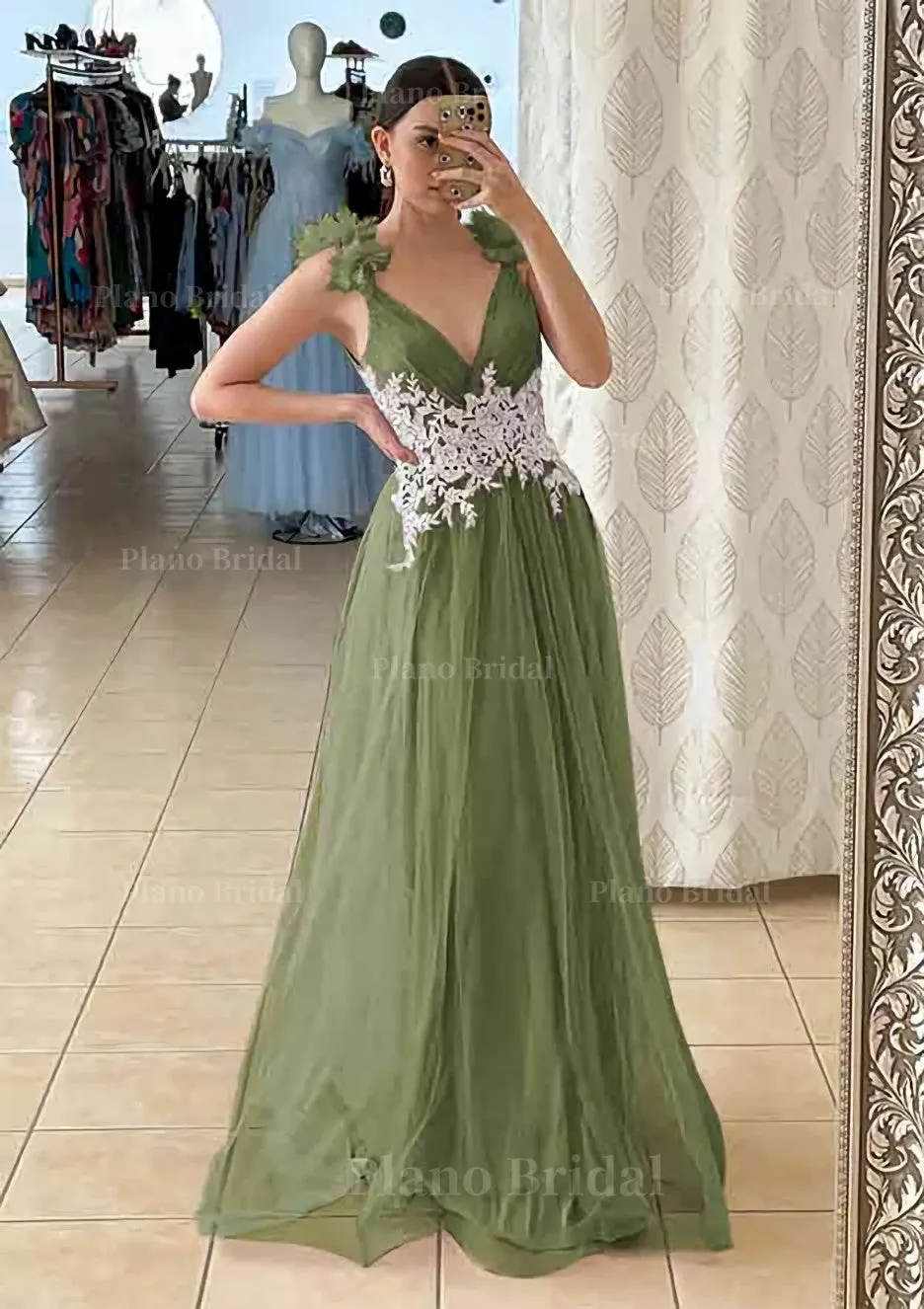 A-line V Neck Sleeveless Long/Floor-Length Tulle Prom Dress With Appliqued Beading Flowers