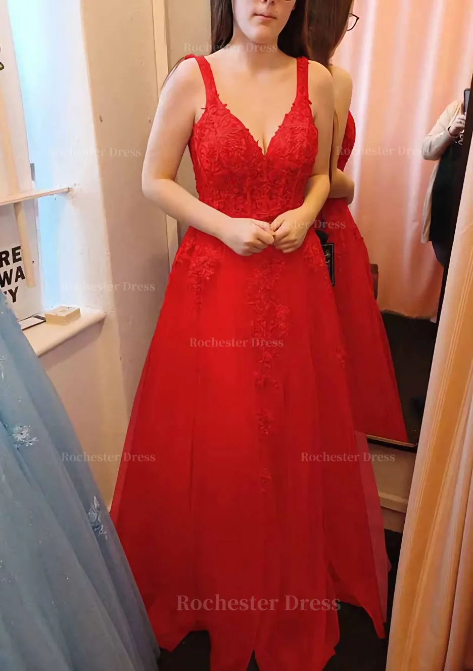 A-line V Neck Sleeveless Long/Floor-Length Tulle Prom Dress With Appliqued Lace