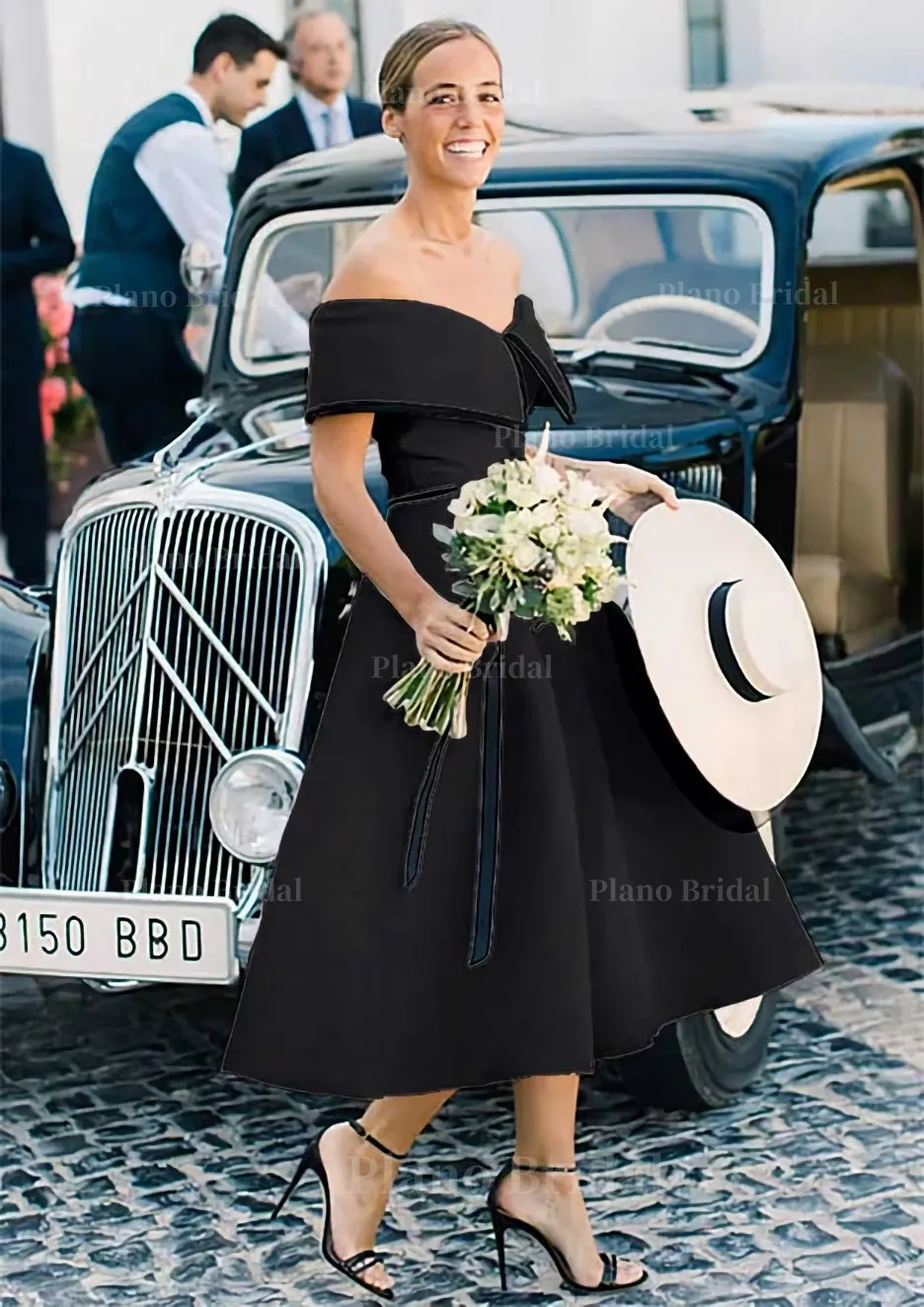 A-line/Princess Off-the-Shoulder Sleeveless Tea-Length Satin Bridesmaid Dresses With Low Back