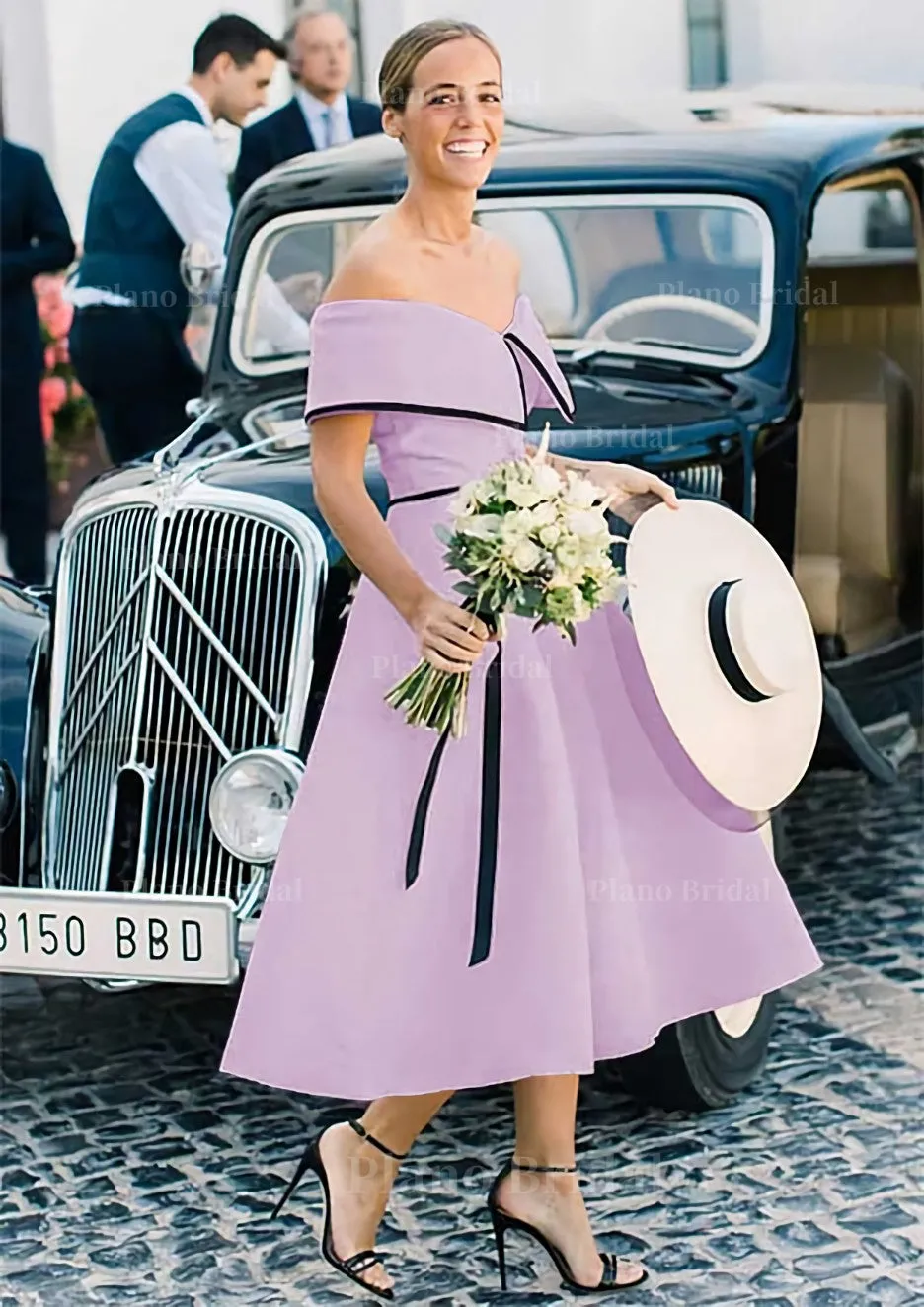 A-line/Princess Off-the-Shoulder Sleeveless Tea-Length Satin Bridesmaid Dresses With Low Back