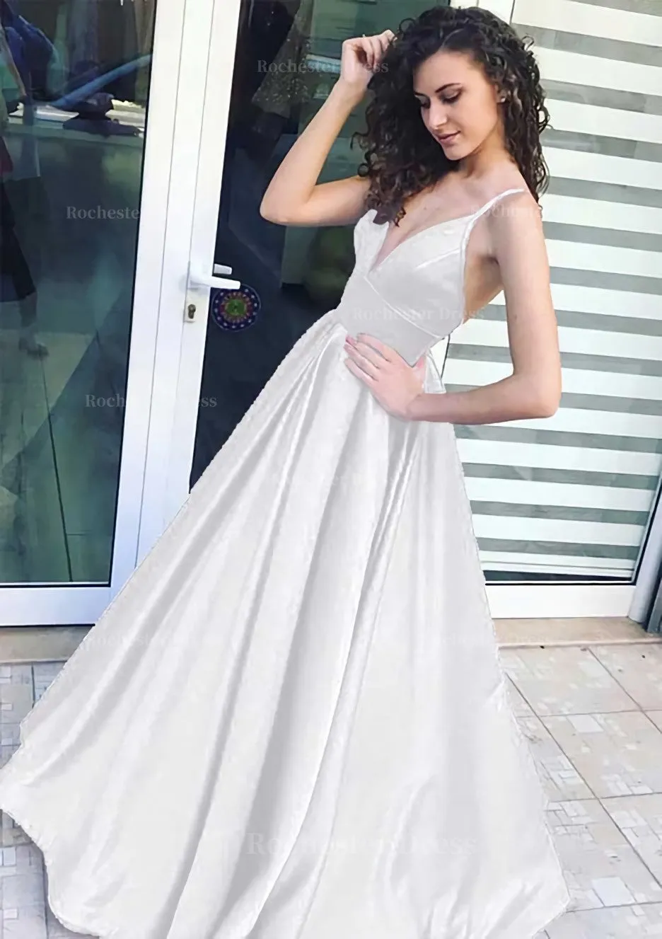 A-line/Princess V Neck Sleeveless Long/Floor-Length Satin Prom Dress