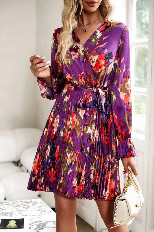 Artsy Floral V-Neck Pleated Dress