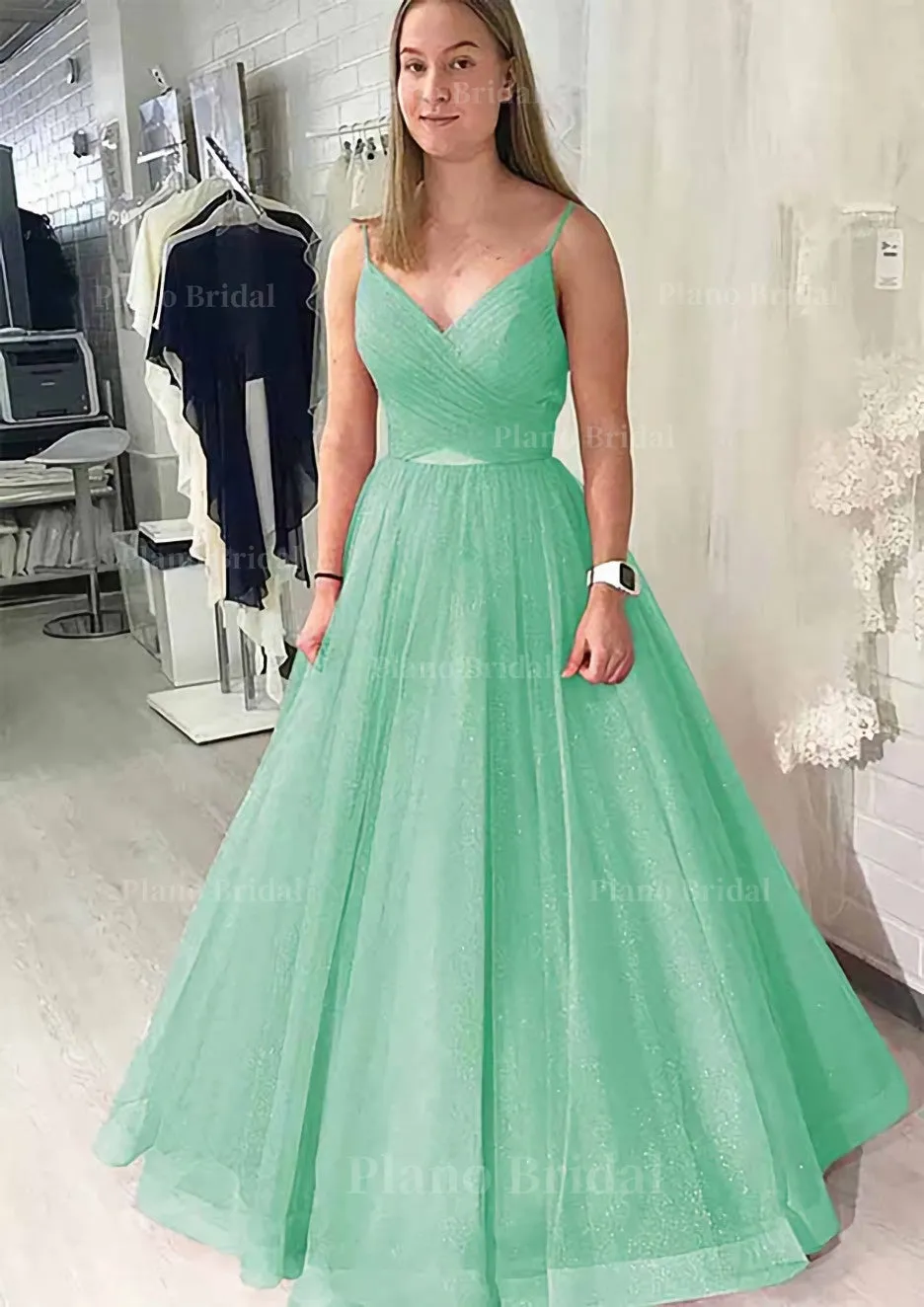 Ball Gown Long/Floor-Length Sparkling Tulle Prom Dress With Pleated