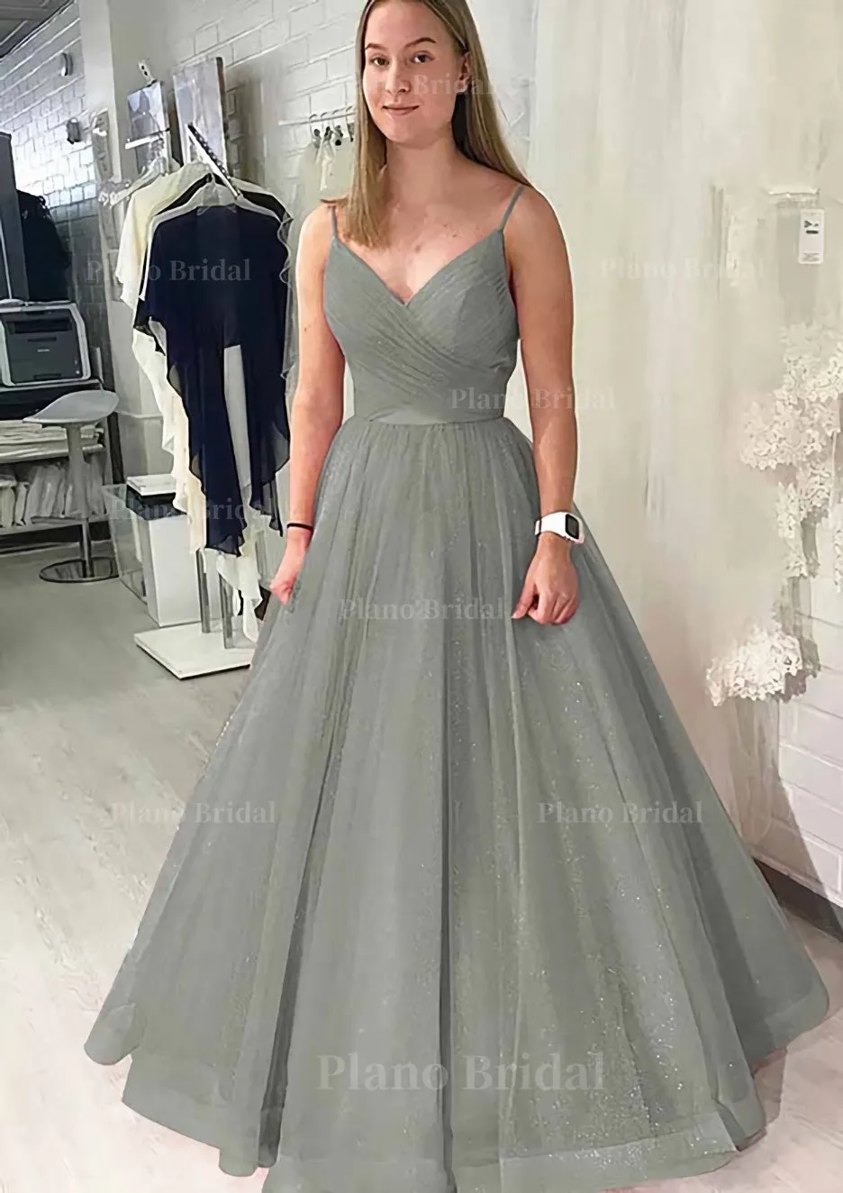 Ball Gown Long/Floor-Length Sparkling Tulle Prom Dress With Pleated