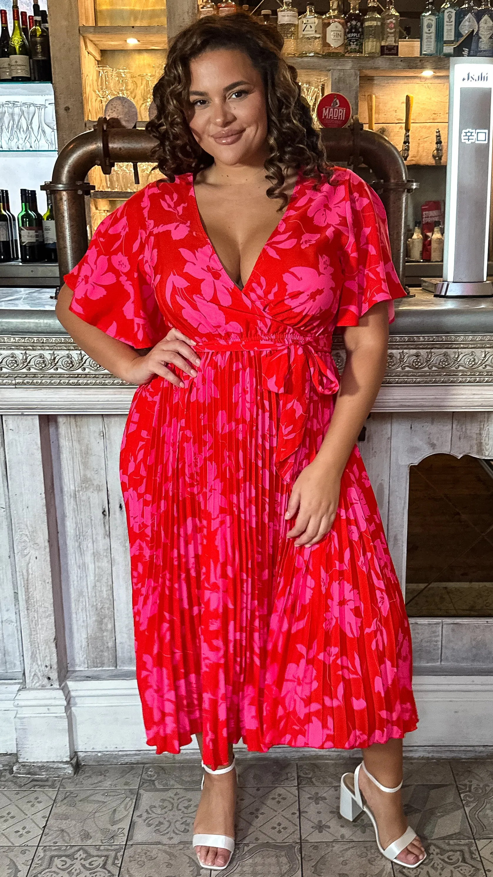 CurveWow Short Sleeve Pleated Wrap Dress Red Print