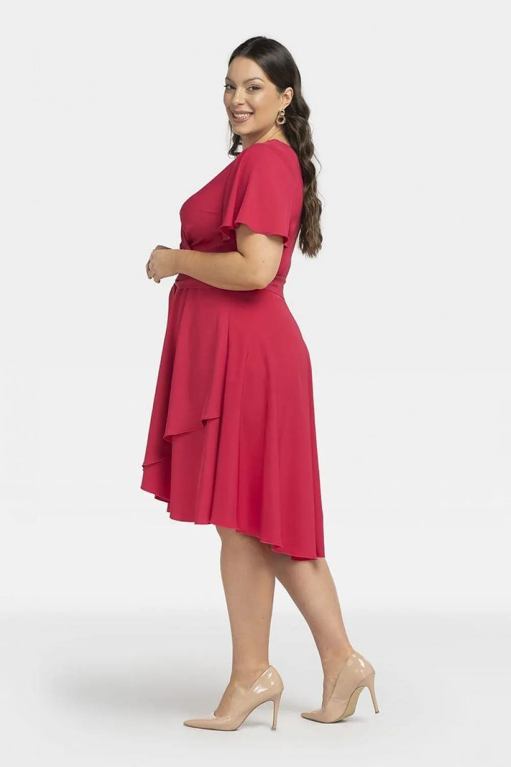 Dancing Delight: Karko Wrap Dress for Plus Size Elegance