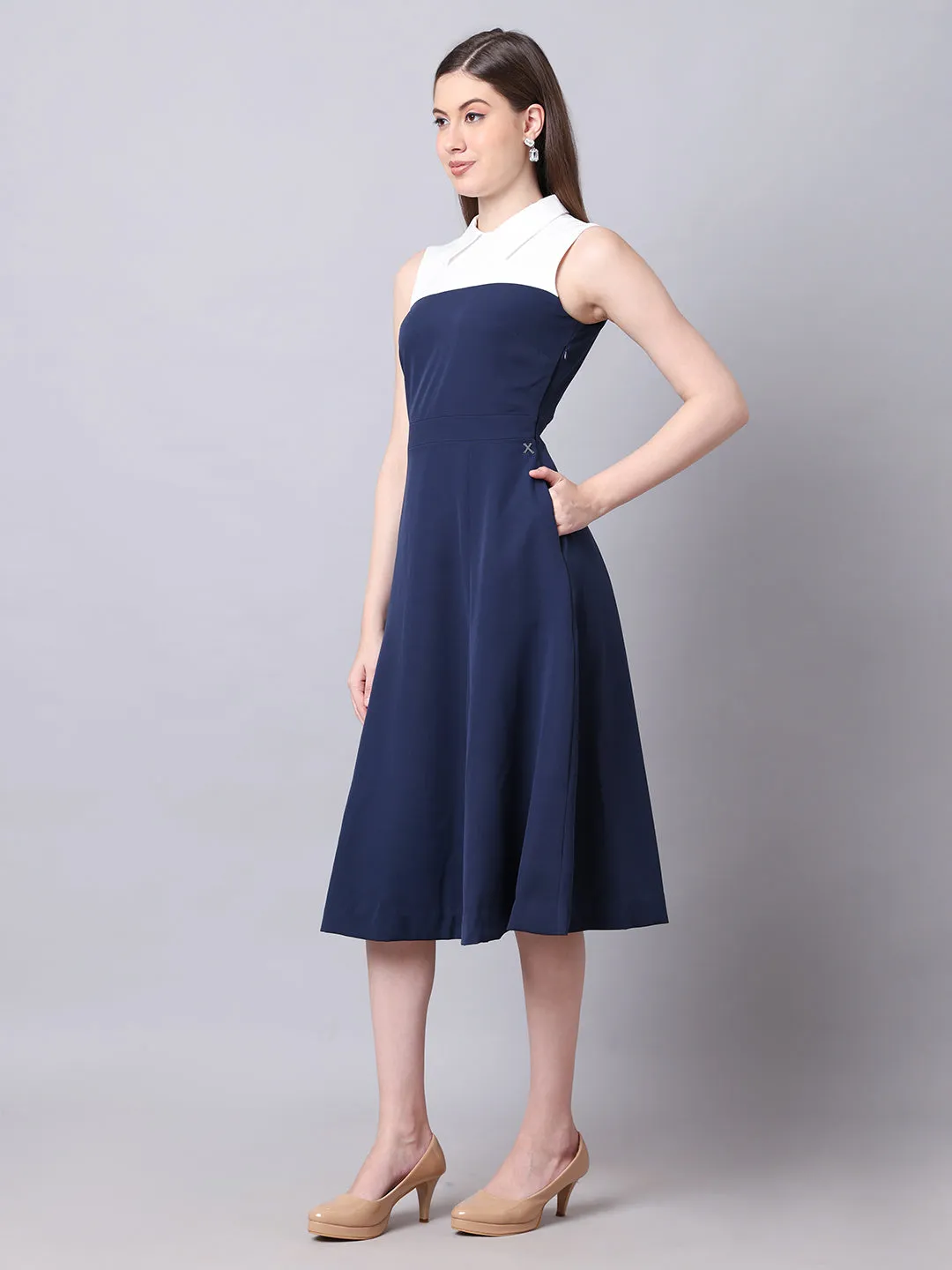 Exude Bronzed Color Block Dress With Collar (Navy)