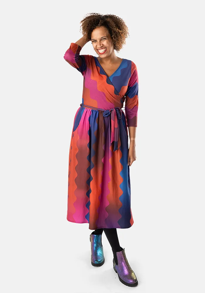 Meda Autumn Wave Print Midi Dress