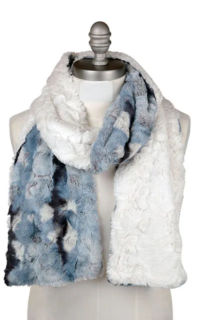 Men's Two-Tone Classic Scarf in Cascade Faux Furs