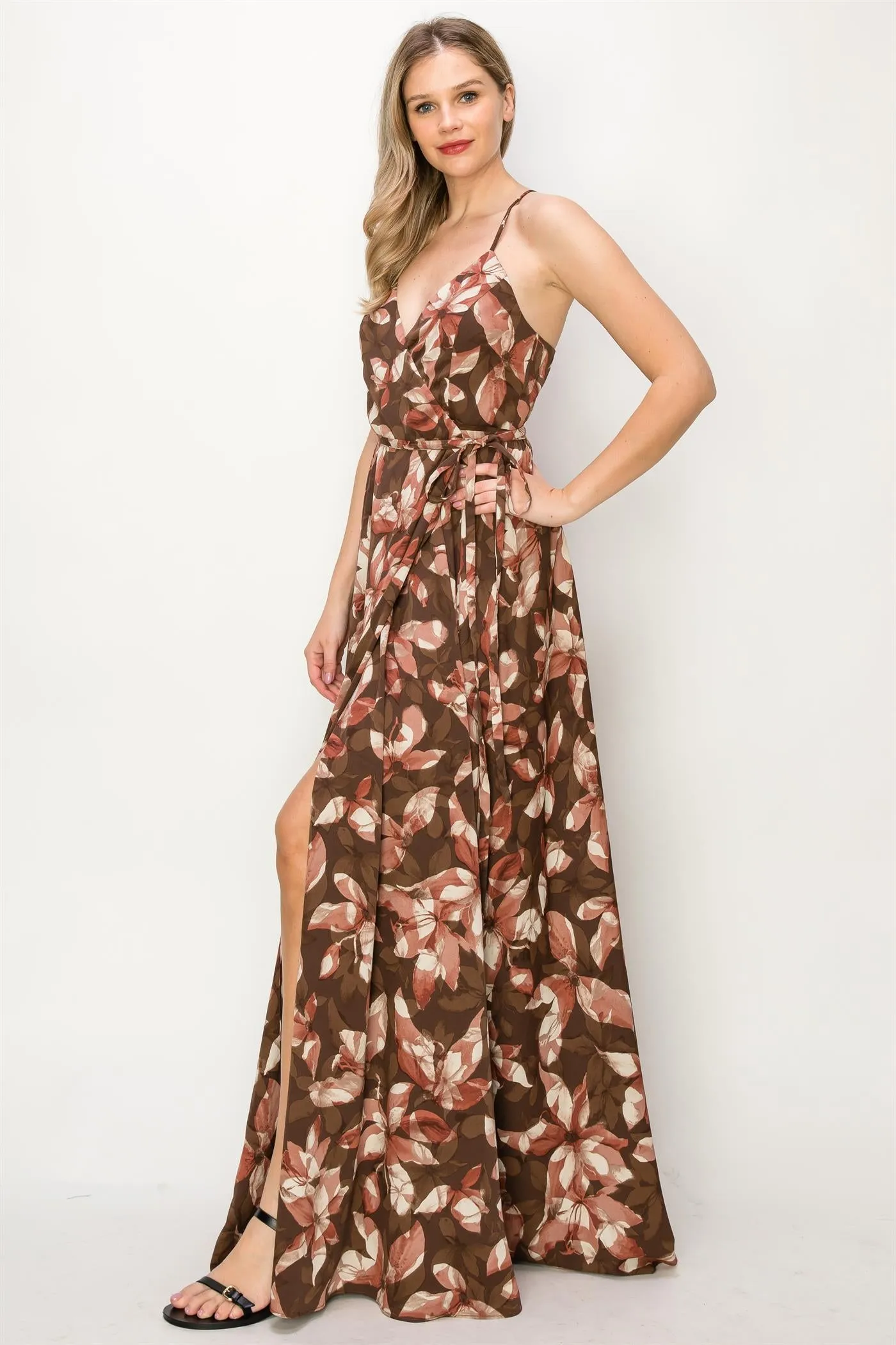 OL24A137-FLORAL SLEEVELESS WRAP MAXI DRESS