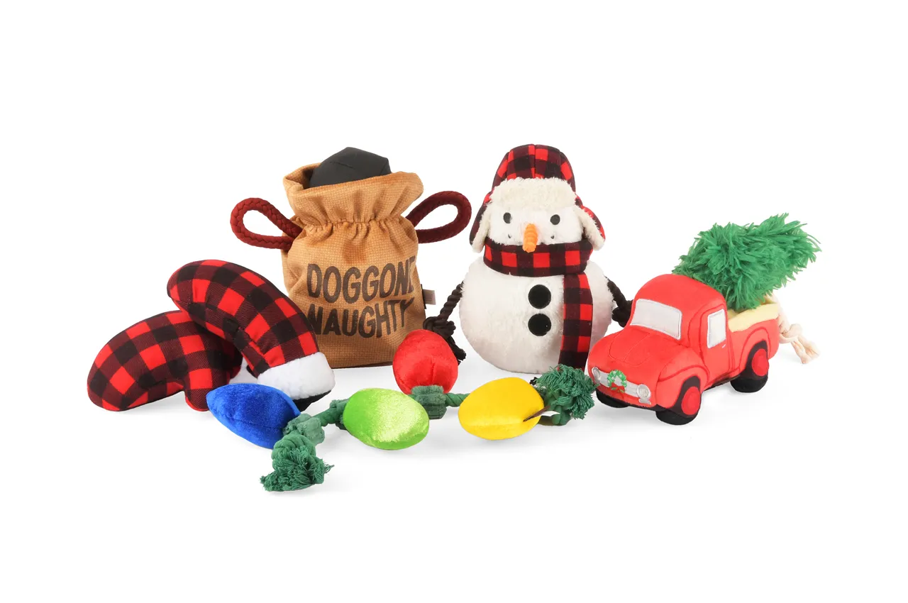 P.L.A.Y. Home for the Holidays Interactive Dog Toy, Mittens