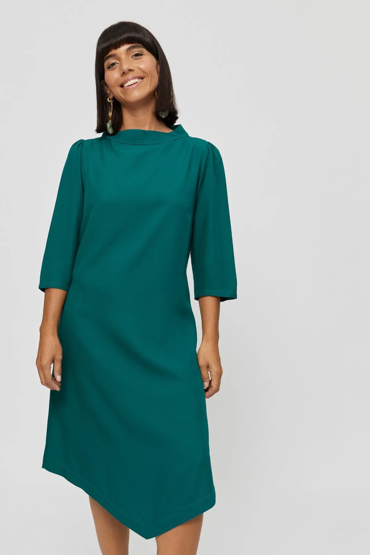 Suzi | Belted Angle Dress with Boat Neckline in Emerald Green