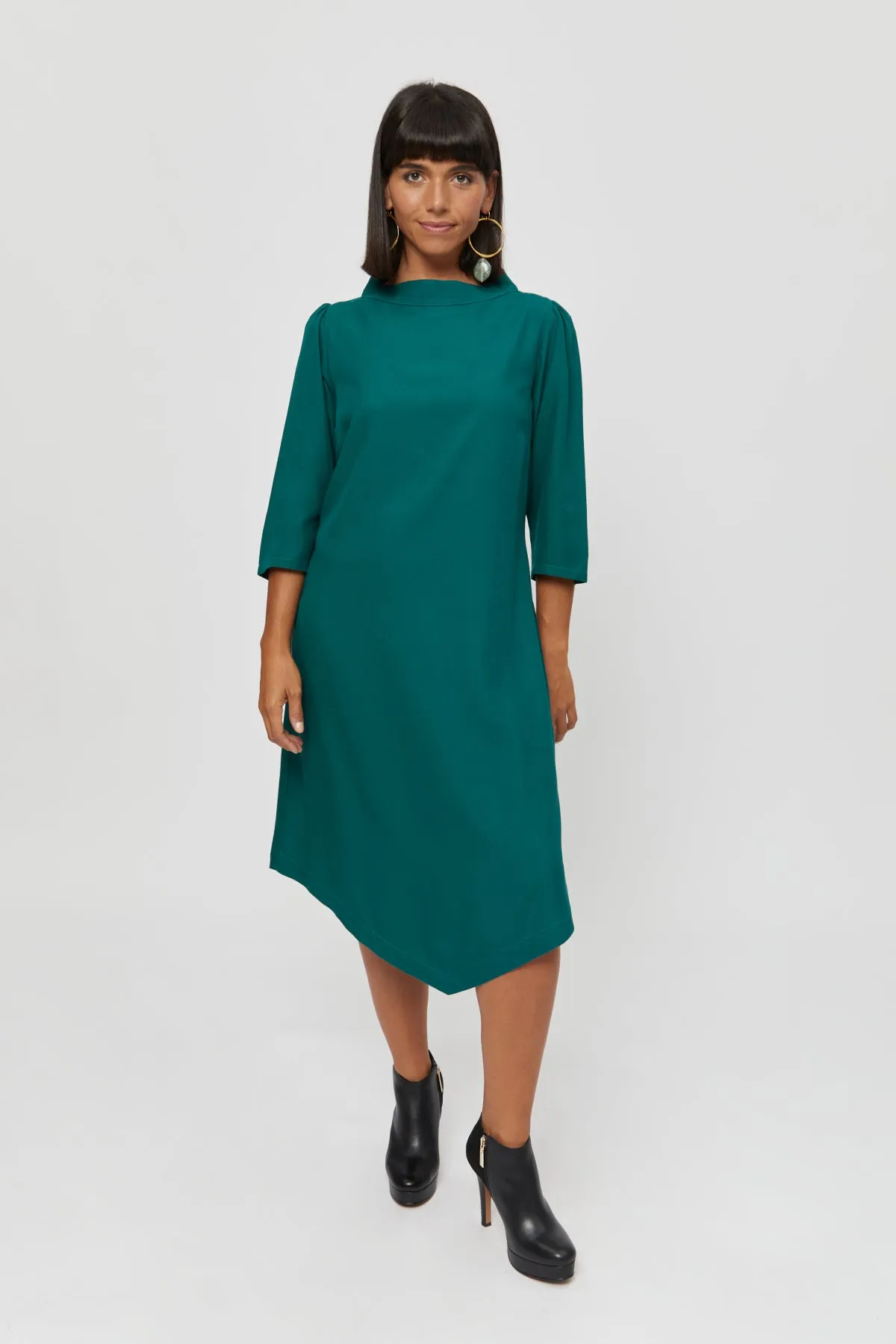 Suzi | Belted Angle Dress with Boat Neckline in Emerald Green